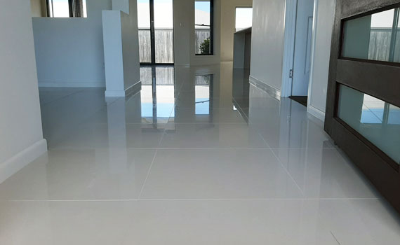 Tile Floor Cleaning Yamba | Servicing Yamba, Maclean, Iluka , Angourie NSW and surrounding areas.